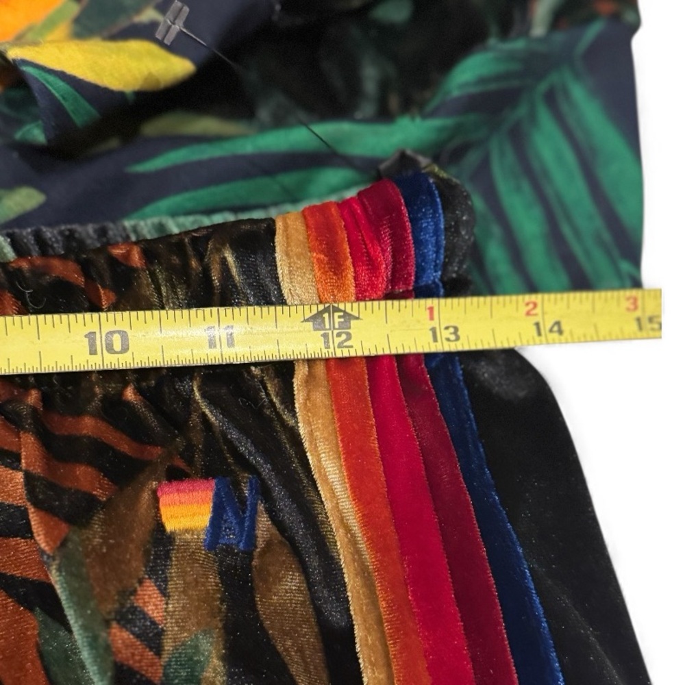 Aviator Nation Green Velvet Tiger-Print Jogger Set - Picture 15 of 15